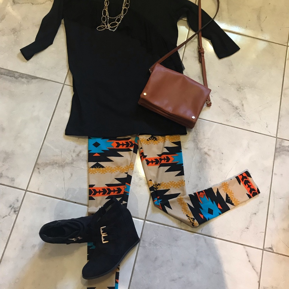 Women’s Sz Small, Aztec Print Leggings✨✨💕